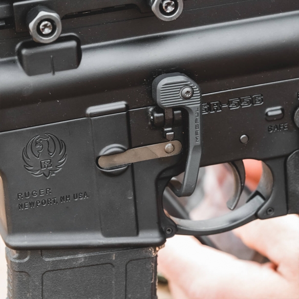 mag980-blk_magpul_bad_lever_battery_assist_device_for_ar15