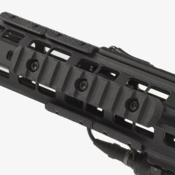 mag593-blk_magpul_m-lok_polymer_rail_11_slots